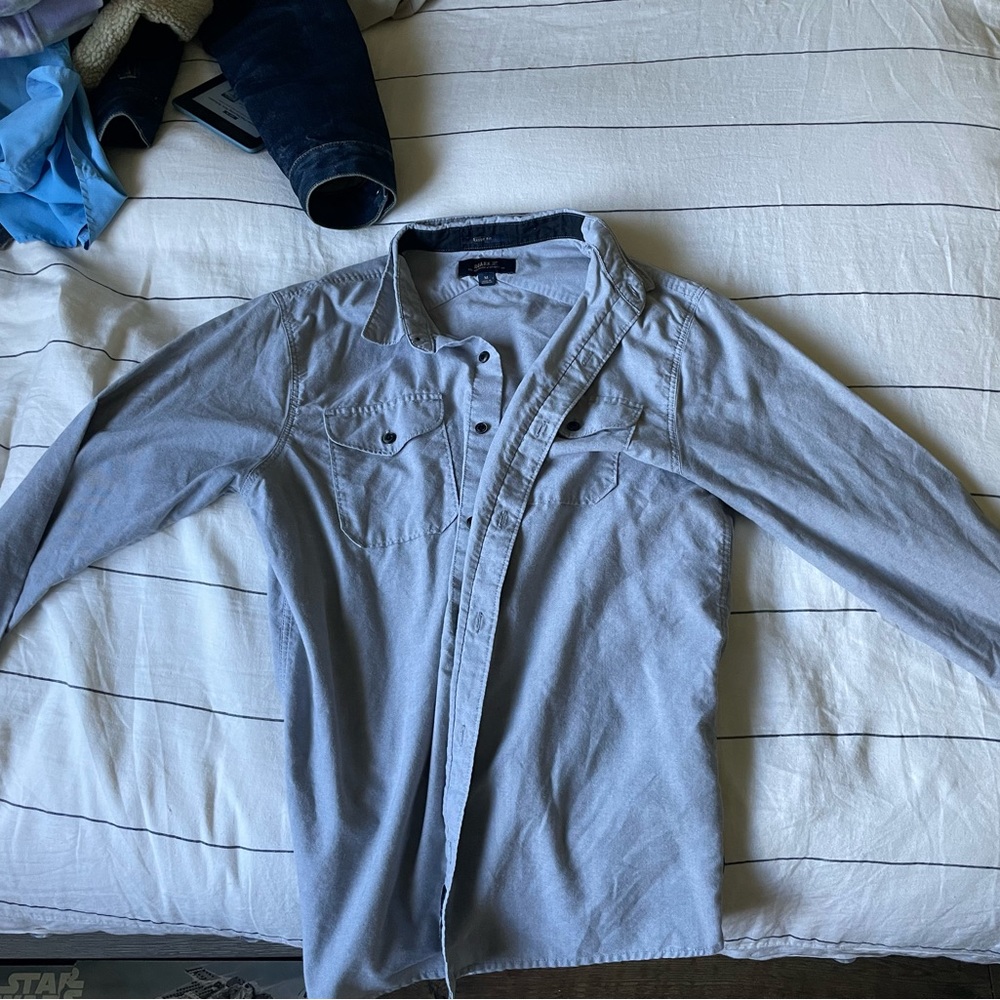 Men’s medium Roark button down